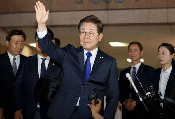 诚信双盈 韩国拟邀金正恩赴会，朝鲜直接回绝，金与正：不感兴趣、无意讨论